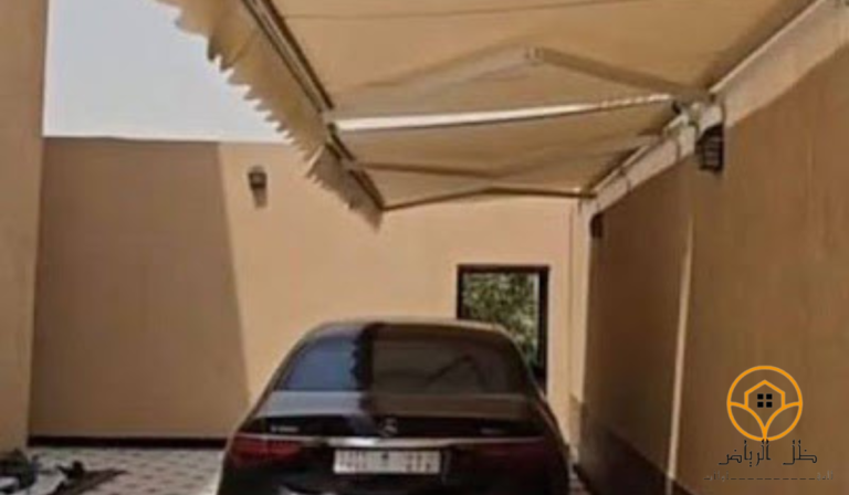 مظلة سيارة كهربائية