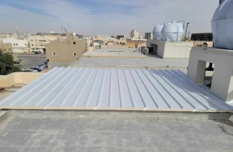 سطح ساندوتش بانل: