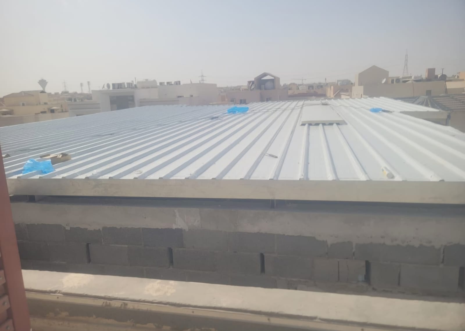 مقاول تركيب هناجر ساندوتش بانل