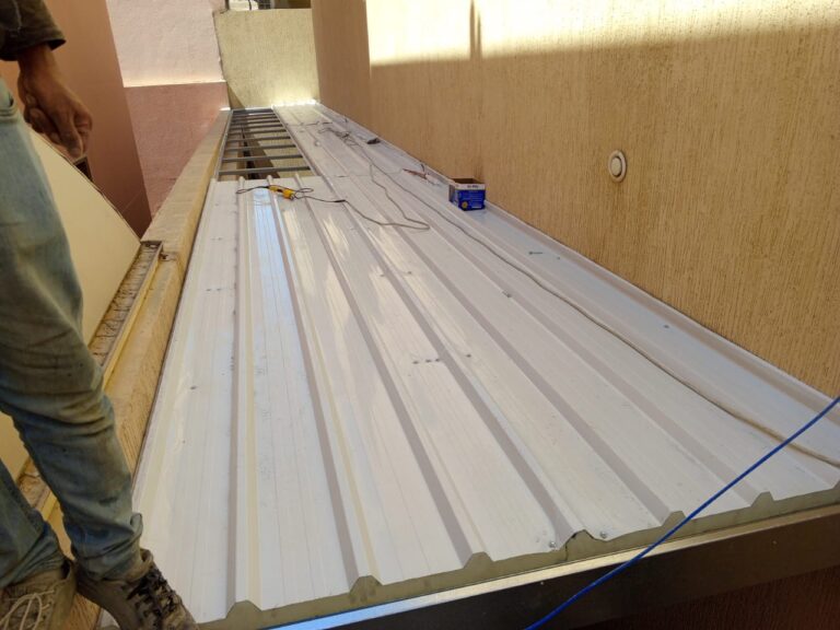 سيب ساندوتش بانل في الرياض | اتصل الآن 0532918998 بشركة ظل الرياض