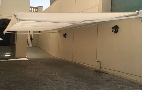 مظلات بالريموت